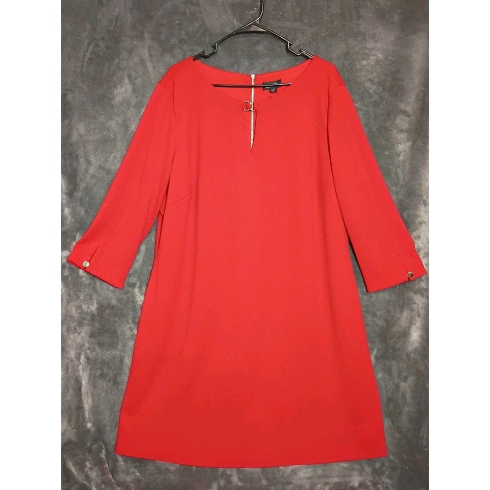 Tahari Arthur S Levine Red Shift Dress‎ Sz 22 3/4 Gold Accents Holiday, Office